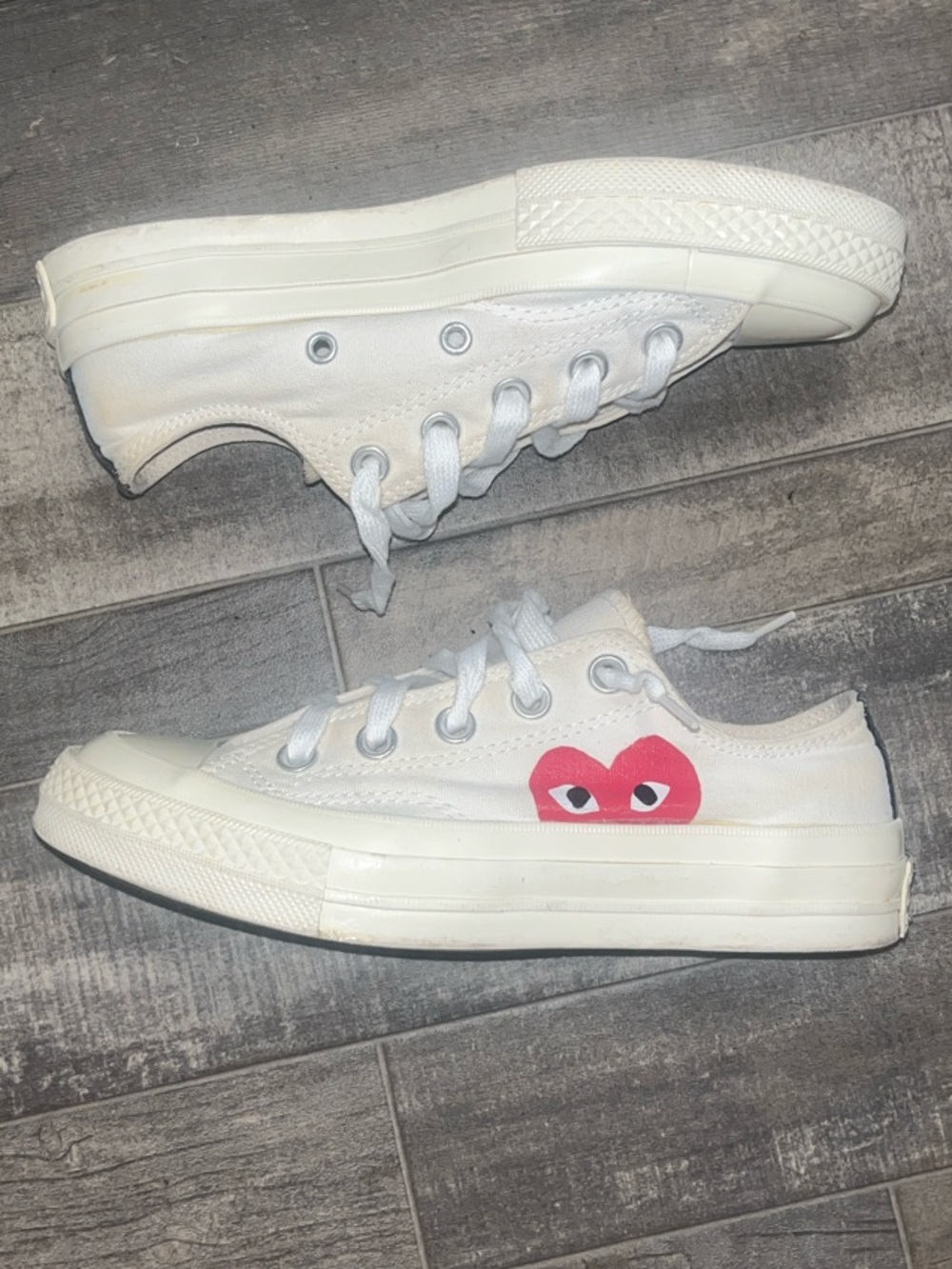 Chuck Taylor Converse Play White Low-Top Sneakers with Red Heart Logo